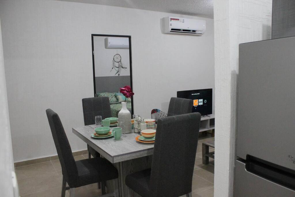 Apartament Depa De Playa C/Alberca Cerca De La 5A Avenida Playa del Carmen Zewnętrze zdjęcie